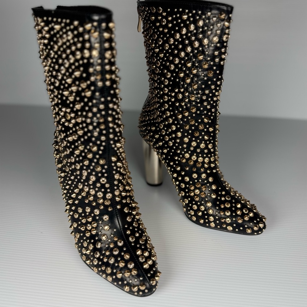 Azalea Wang “Grehgan”Studded Black and Gold Ankle Boots - Picture 4 of 5